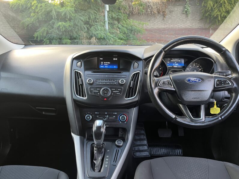 Ford Focus 1.6 Zetec Powershift Euro 6 5dr GX65VAM