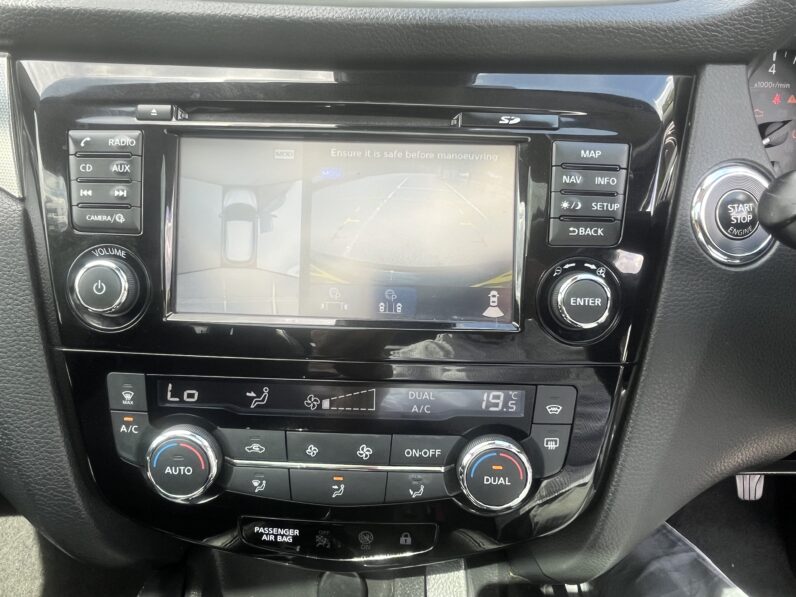 Nissan Qashqai 1.2 DIG-T Tekna Euro 6 (s/s) 5dr BJ68VYF