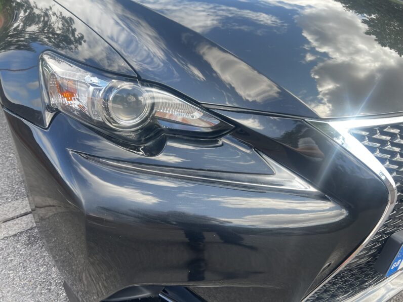 Lexus IS 2.5 300h Advance E-CVT Euro 6 (s/s) 4dr