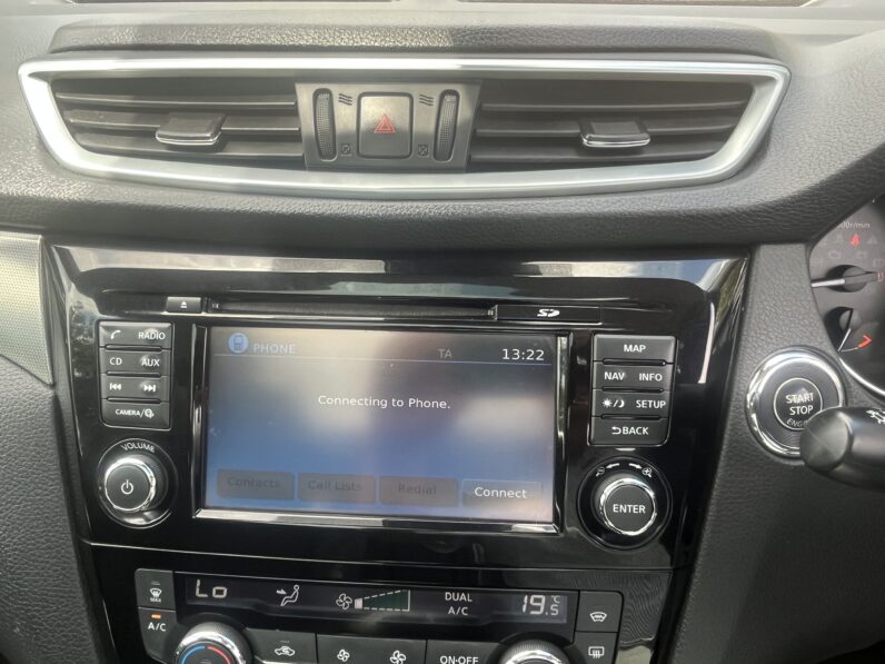 Nissan Qashqai 1.2 DIG-T Tekna Euro 6 (s/s) 5dr BJ68VYF