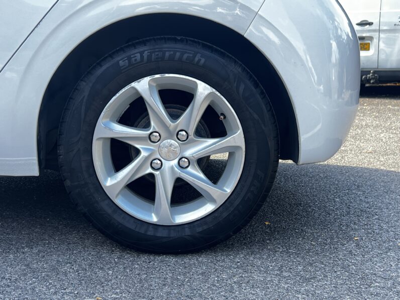 Peugeot 208 1.2 PureTech Active ETG Euro 6 (s/s) 5dr