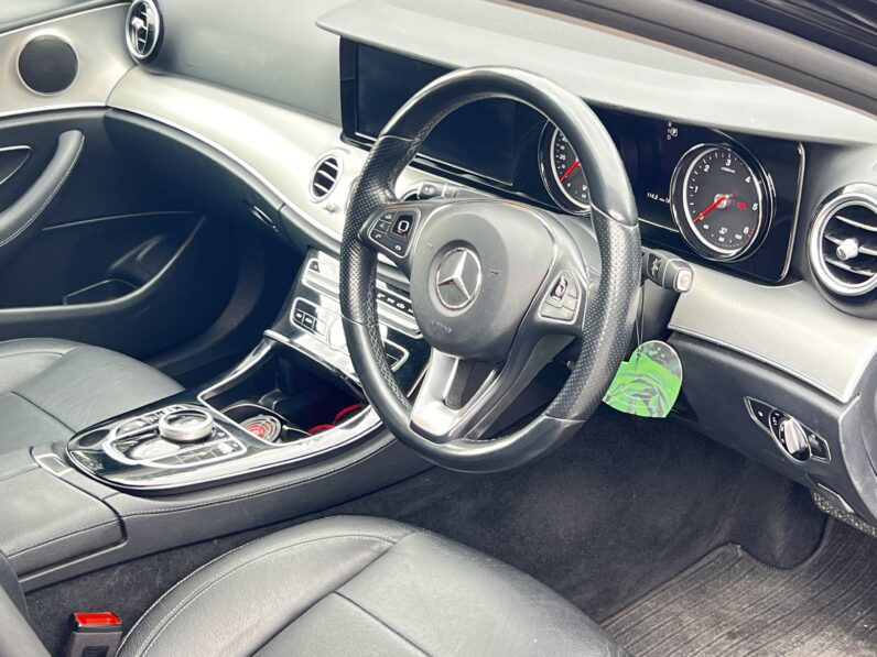 Mercedes-Benz E Class 2.0 E220d SE G-Tronic+ Euro 6 (s/s) 4dr KP67FNU