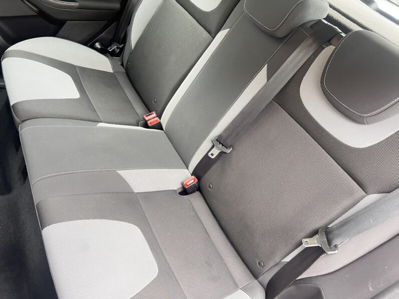 Ford Focus 1.6 Zetec Powershift Euro 5 5dr WR14ORJ