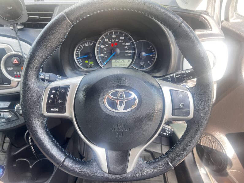 Toyota Yaris 1.5 VVT-h T Spirit CVT Euro 5 5dr YF62VRL