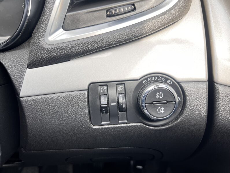 Vauxhall Mokka 1.4i Turbo Exclusiv 2WD Euro 6 (s/s) 5dr OU16SZD