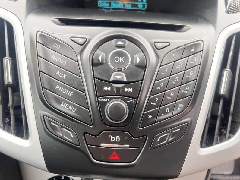 Ford Focus 1.6 Zetec Powershift Euro 5 5dr WR14ORJ