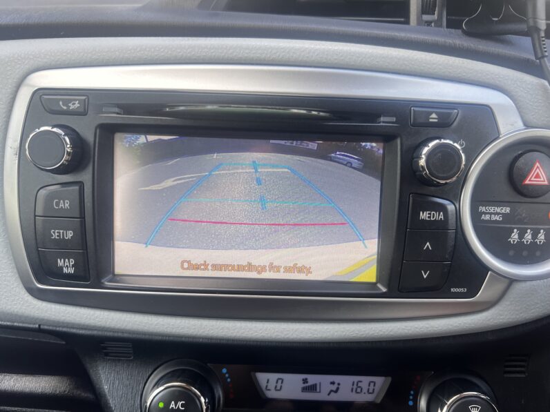 Toyota Yaris 1.5 VVT-h T Spirit CVT Euro 5 5dr YF62VRL