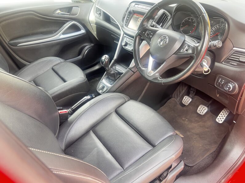 Vauxhall Zafira Tourer 1.4i Turbo SRi Nav Euro 6 5dr AV17TXE