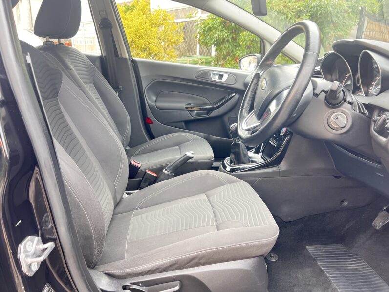 Ford Fiesta 1.25 Zetec Euro 6 5dr, MM15VGR