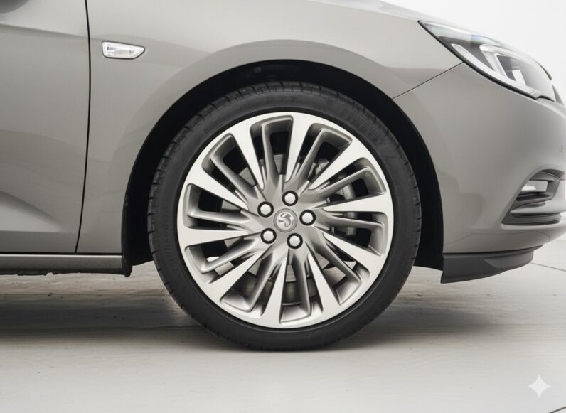 Vauxhall Astra 1.6 CDTi BlueInjection Griffin Euro 6 (s/s) 5dr, EX69HVP