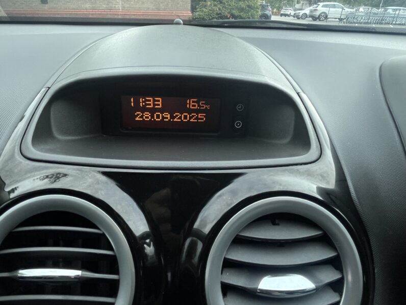 Vauxhall Corsa 1.4i 16v Design 5dr (a/c), FY59YSB