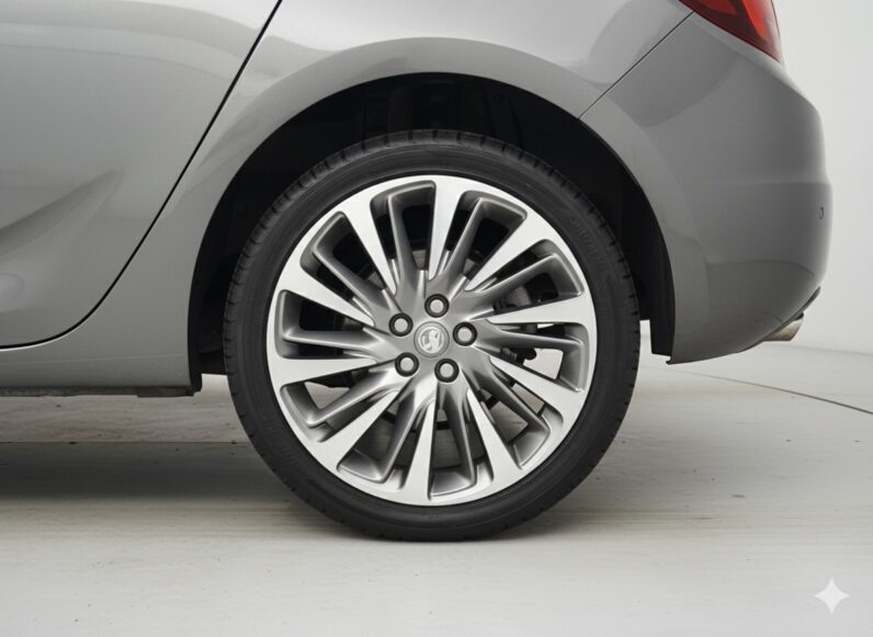 Vauxhall Astra 1.6 CDTi BlueInjection Griffin Euro 6 (s/s) 5dr, EX69HVP