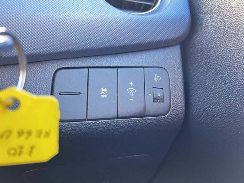 Hyundai i10 1.0 Premium Euro 5 5dr, RE66UGT