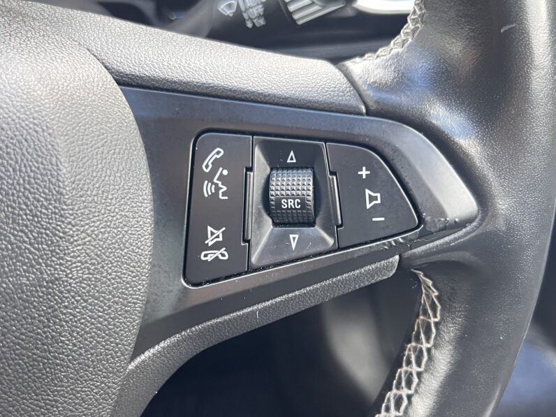 Vauxhall Astra 1.6 CDTi BlueInjection Griffin Euro 6 (s/s) 5dr, EX69HVP