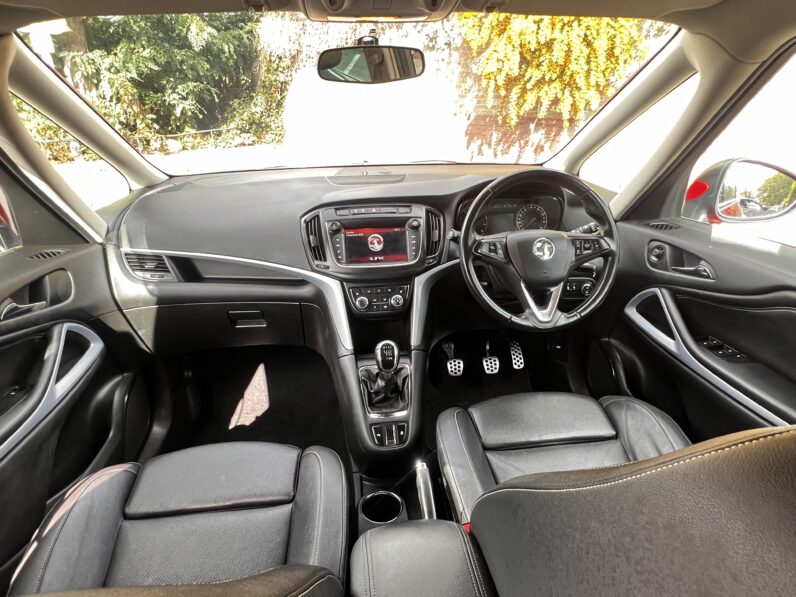 Vauxhall Zafira Tourer 1.4i Turbo SRi Nav Euro 6 5dr AV17TXE