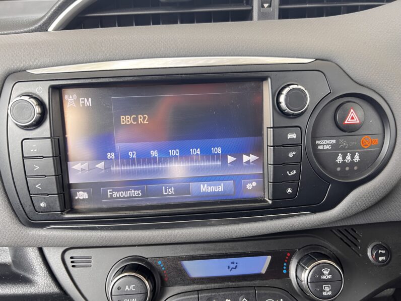 Toyota Yaris 1.5 VVT-h Icon E-CVT Euro 6 5dr, NJ65YSA