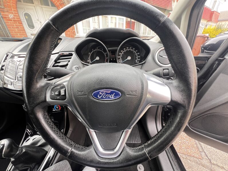 Ford Fiesta 1.25 Zetec Euro 6 5dr, MM15VGR