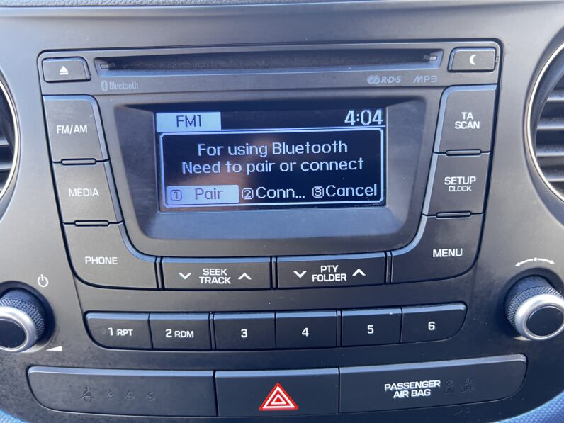 Hyundai i10 1.0 Premium Euro 5 5dr, RE66UGT