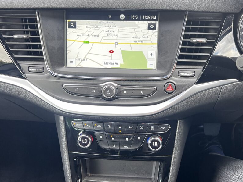 Vauxhall Astra 1.6 CDTi BlueInjection Griffin Euro 6 (s/s) 5dr, EX69HVP