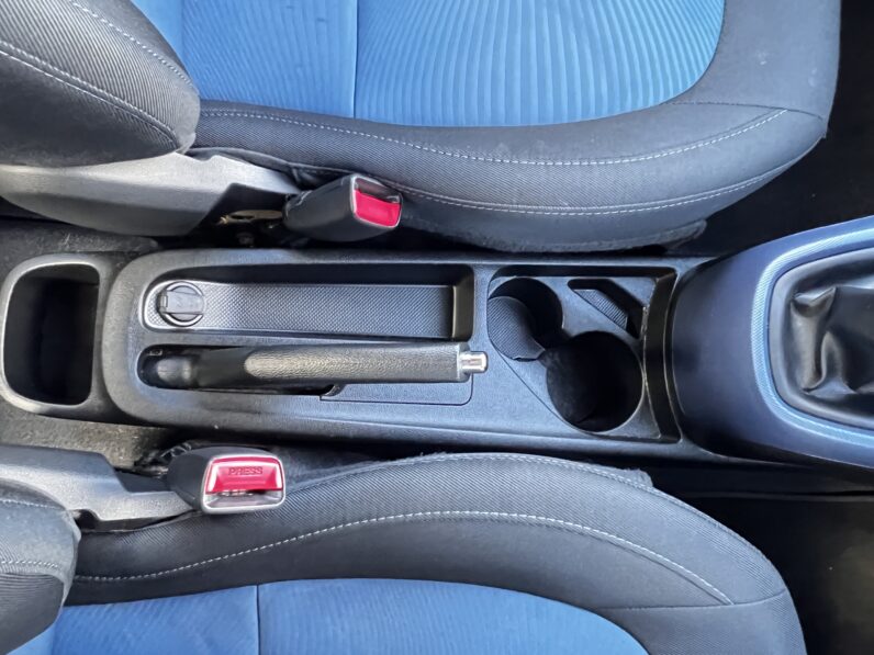 Hyundai i10 1.0 Premium Euro 5 5dr, RE66UGT