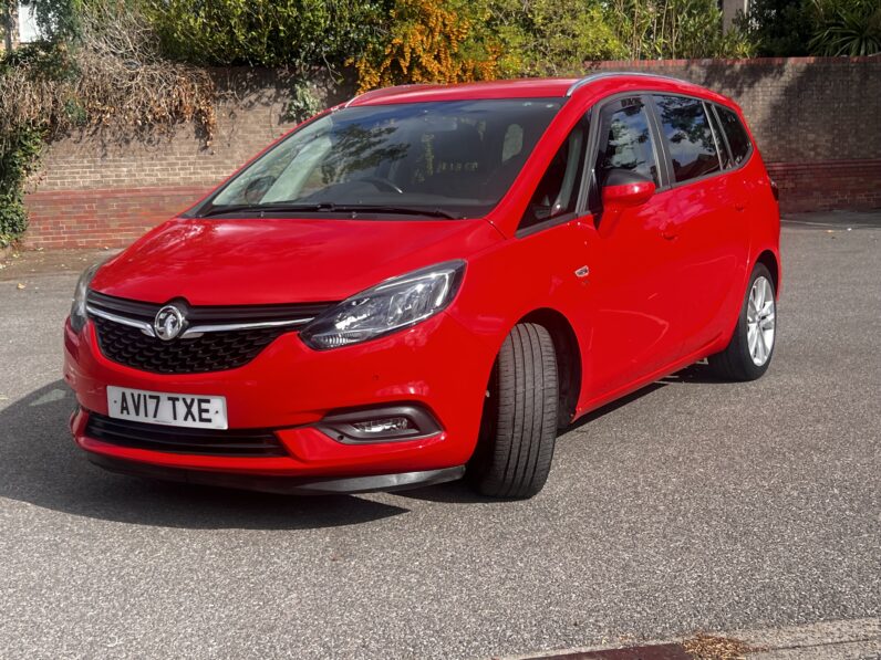 Vauxhall Zafira Tourer 1.4i Turbo SRi Nav Euro 6 5dr AV17TXE