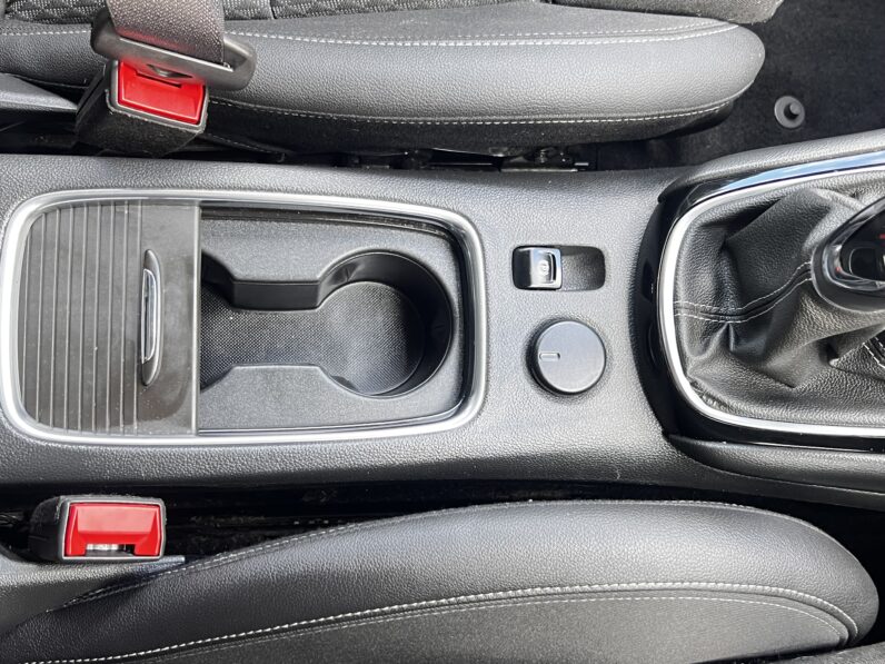 Vauxhall Astra 1.6 CDTi BlueInjection Griffin Euro 6 (s/s) 5dr, EX69HVP