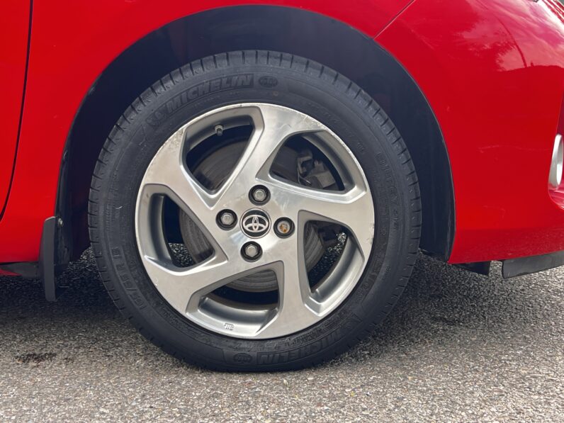 Toyota Yaris 1.5 VVT-h Icon E-CVT Euro 6 5dr, NJ65YSA