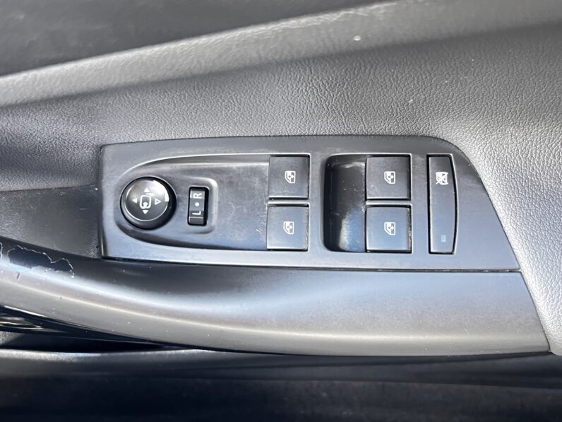 Vauxhall Astra 1.6 CDTi BlueInjection Griffin Euro 6 (s/s) 5dr, EX69HVP