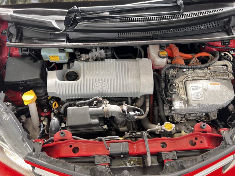 Toyota Yaris 1.5 VVT-h Icon E-CVT Euro 6 5dr, NJ65YSA