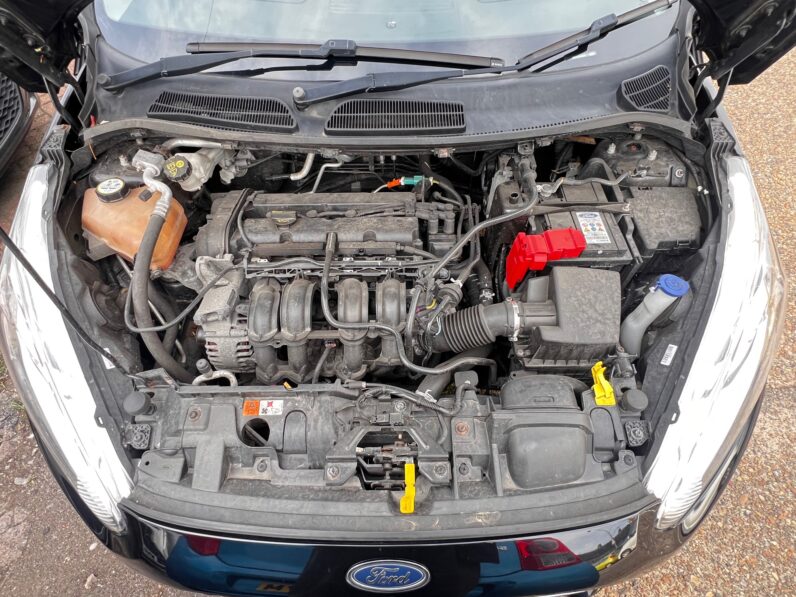 Ford Fiesta 1.25 Zetec Euro 6 5dr, MM15VGR