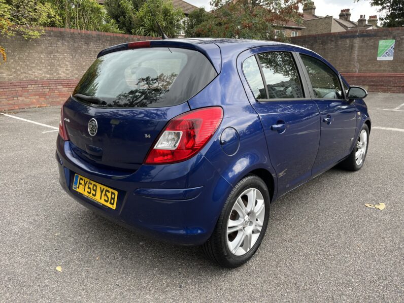 Vauxhall Corsa 1.4i 16v Design 5dr (a/c), FY59YSB