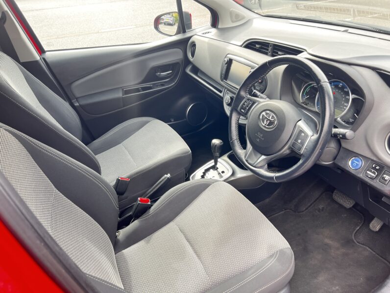 Toyota Yaris 1.5 VVT-h Icon E-CVT Euro 6 5dr, NJ65YSA