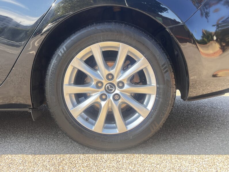 Mazda Mazda6 2.0 SKYACTIV-G SE-L Nav Auto Euro 6 (s/s) 4dr, HW16LHR